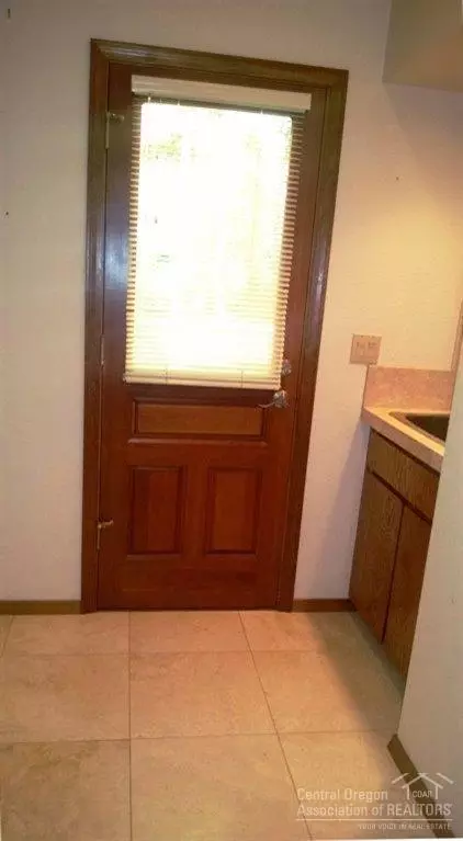 20386 Big Bear Ct, Bend, OR 97702 photo 15