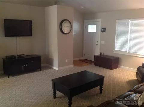 20735 Nicolette Dr, Bend, OR 97701 photo 15