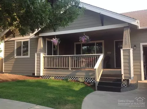 20735 Nicolette Dr, Bend, OR 97701 photo 1