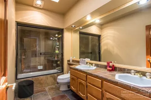 20406 White Pass Ct, Bend, OR 97702 photo 16