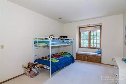 20406 White Pass Ct, Bend, OR 97702 photo 19