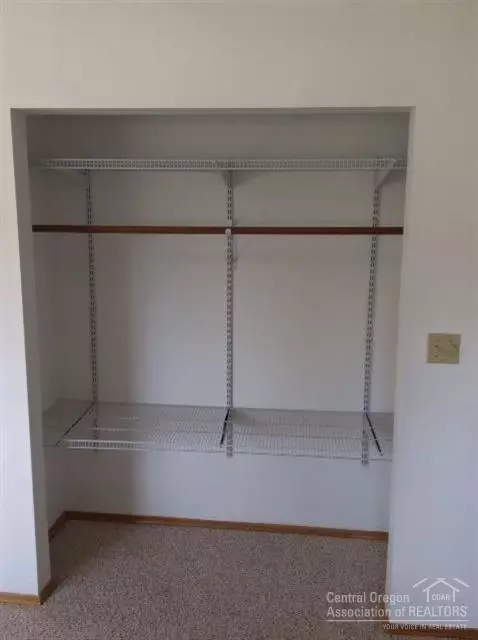 21584 Stub Pl, Bend, OR 97701 photo 8