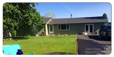 21584 Stub Pl, Bend, OR 97701 photo 2