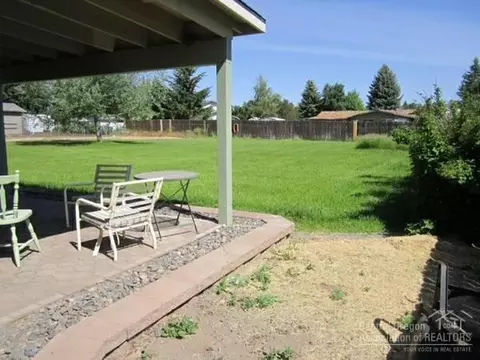 21584 Stub Pl, Bend, OR 97701 photo 11