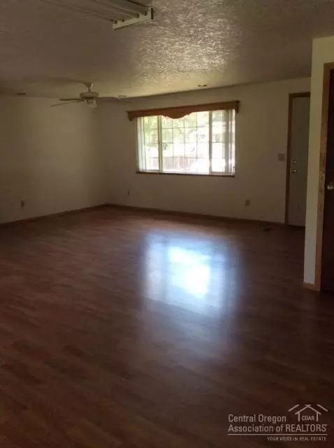 21584 Stub Pl, Bend, OR 97701 photo 4