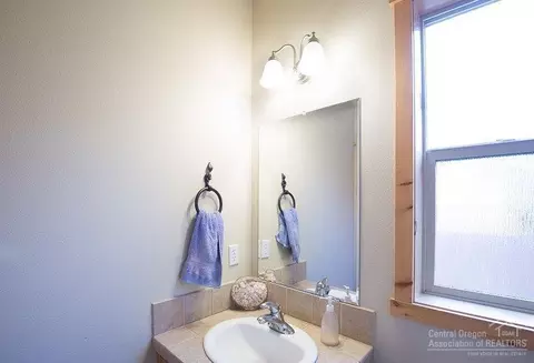 61514 Edro Pl, Bend, OR 97702 photo 9