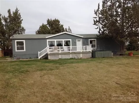 65920 61st St, Bend, OR 97701 photo 3