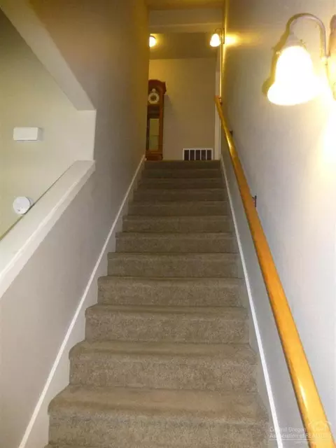 20644 Beaumont Dr, Bend, OR 97701 photo 15