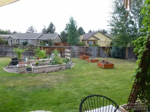 20644 Beaumont Dr, Bend, OR 97701 photo 24
