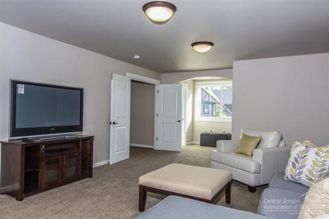 20190 SE Stonegate Dr, Bend, OR 97702 photo 22