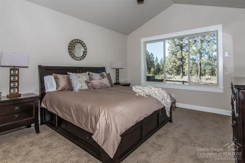 20190 SE Stonegate Dr, Bend, OR 97702 photo 13