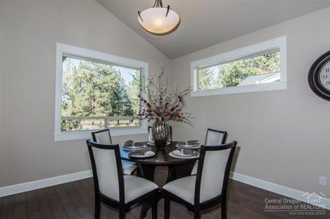 20190 SE Stonegate Dr, Bend, OR 97702 photo 12