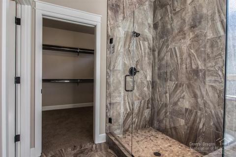20190 SE Stonegate Dr, Bend, OR 97702 photo 15