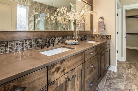 20190 SE Stonegate Dr, Bend, OR 97702 photo 14