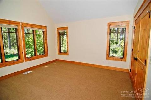 56740 Nest Pne, Bend, OR 97707 photo 12
