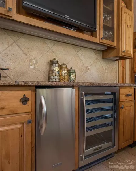 56646 Sunstone Loop, Bend, OR 97707 photo 5