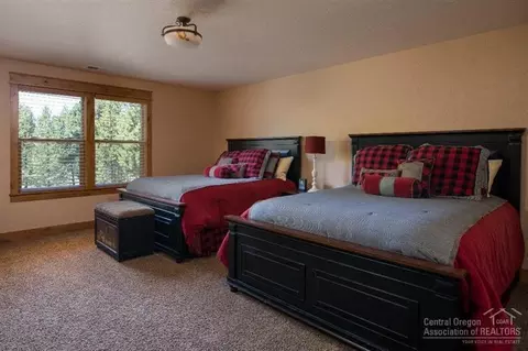 56646 Sunstone Loop, Bend, OR 97707 photo 17