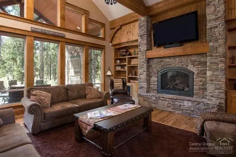 56646 Sunstone Loop, Bend, OR 97707 photo 8