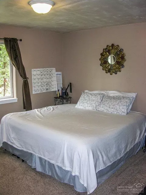 17460 Gull Dr, Bend, OR 97707 photo 4