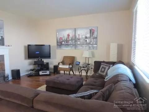 2785 NE Sedalia Loop, Bend, OR 97701 photo 3