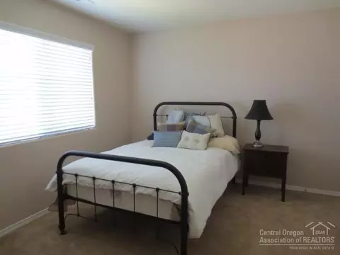 2785 NE Sedalia Loop, Bend, OR 97701 photo 13