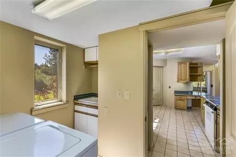 22014 Banff Dr, Bend, OR 97702 photo 8