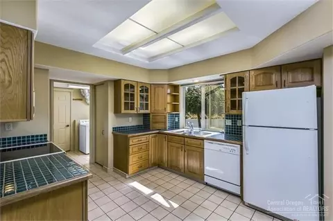 22014 Banff Dr, Bend, OR 97702 photo 6