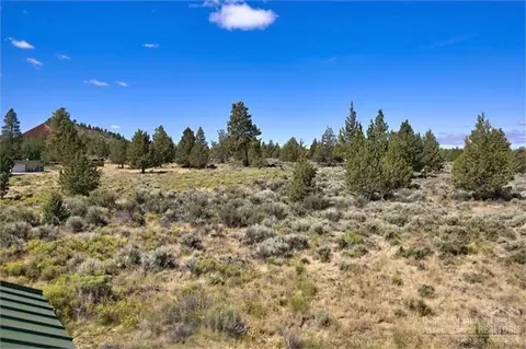 22014 Banff Dr, Bend, OR 97702 photo 13