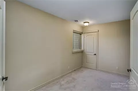 22014 Banff Dr, Bend, OR 97702 photo 10