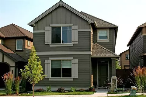 20761 Comet Ln, Bend, OR 97701 photo 1