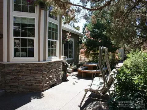 20935 Arid Ave, Bend, OR 97701 photo 3