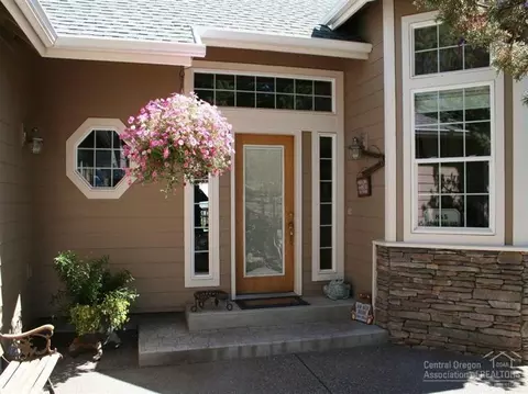 20935 Arid Ave, Bend, OR 97701 photo 2