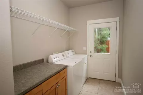 61240 Ridgewater Loop, Bend, OR 97702 photo 11