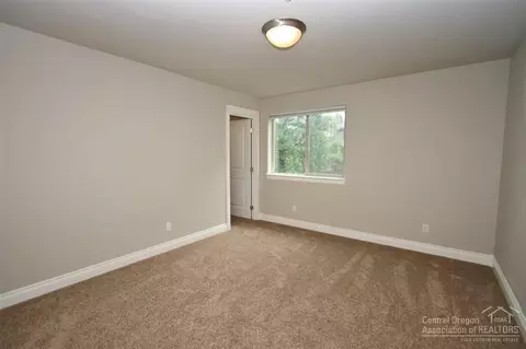 61240 Ridgewater Loop, Bend, OR 97702 photo 12