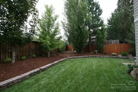61240 Ridgewater Loop, Bend, OR 97702 photo 18
