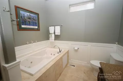 61240 Ridgewater Loop, Bend, OR 97702 photo 10