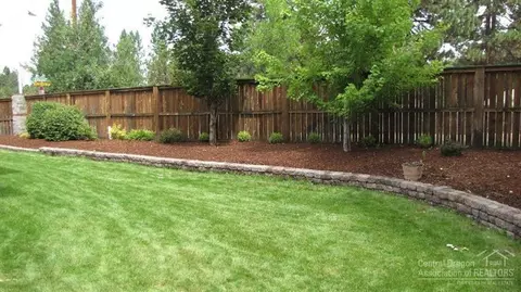 61240 Ridgewater Loop, Bend, OR 97702 photo 21