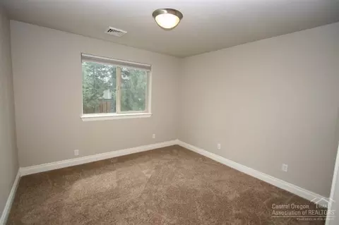 61240 Ridgewater Loop, Bend, OR 97702 photo 15