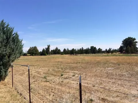 23055 Bear Crk, Bend, OR 97701 photo 19