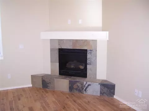 2889 NE Marea Dr, Bend, OR 97701 photo 4