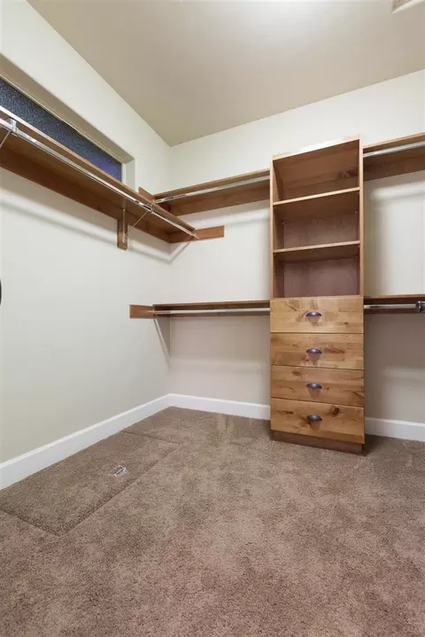 61053 SE Manhae Loop, Bend, OR 97702 photo 13