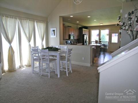 21321 Megan Ct, Bend, OR 97701 photo 7