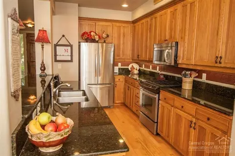 19491 Sugar Mill Loop, Bend, OR 97702 photo 7