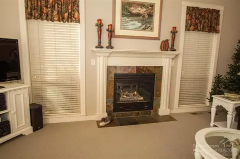 19491 Sugar Mill Loop, Bend, OR 97702 photo 5
