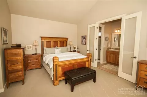 19491 Sugar Mill Loop, Bend, OR 97702 photo 12