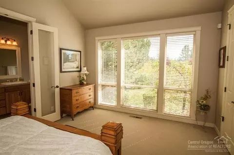 19491 Sugar Mill Loop, Bend, OR 97702 photo 13