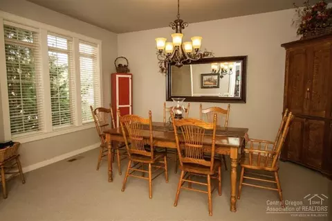 19491 Sugar Mill Loop, Bend, OR 97702 photo 11