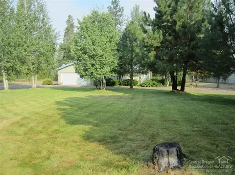 17510 Juno Ct, La Pine, OR 97739 photo 2