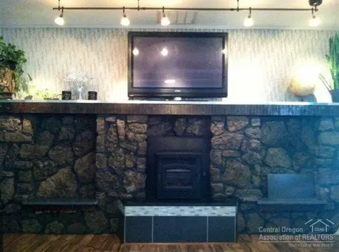 60817 Granite Dr, Bend, OR 97702 photo 12
