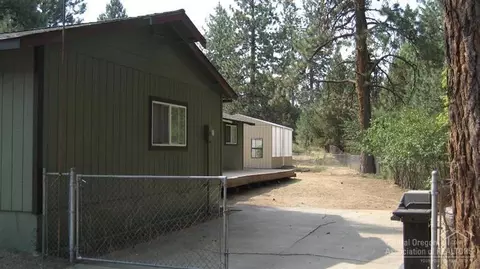 60817 Granite Dr, Bend, OR 97702 photo 23